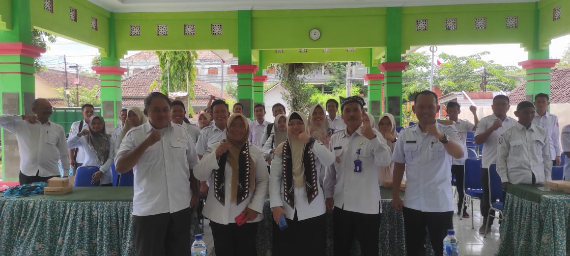 Sosialisasi Administrasi Tata Pemerintahan Desa,Kecamatan Sugihwaras Tahun 2025