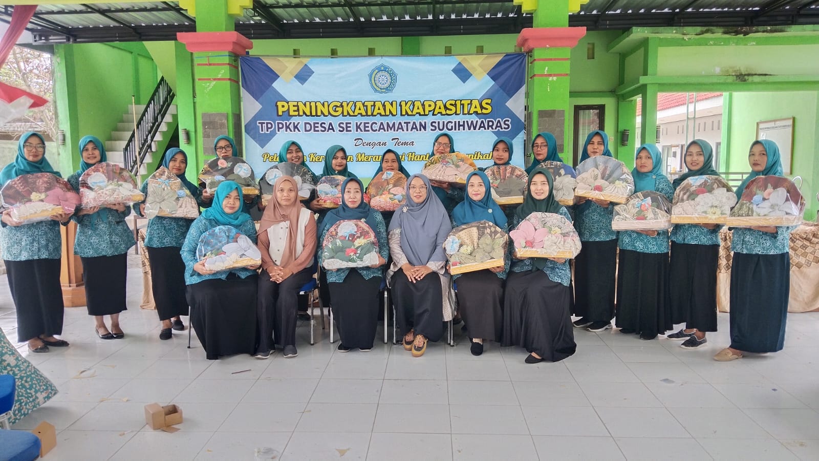 Tingkatkan Peran dan Kinerja, TP PKK Desa Se-Kecamatan Sugihwaras Ikuti Peningkatan Kapasitas